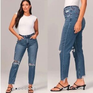 Abercrombie & Fitch Curve Love “Mom” high rise jeans